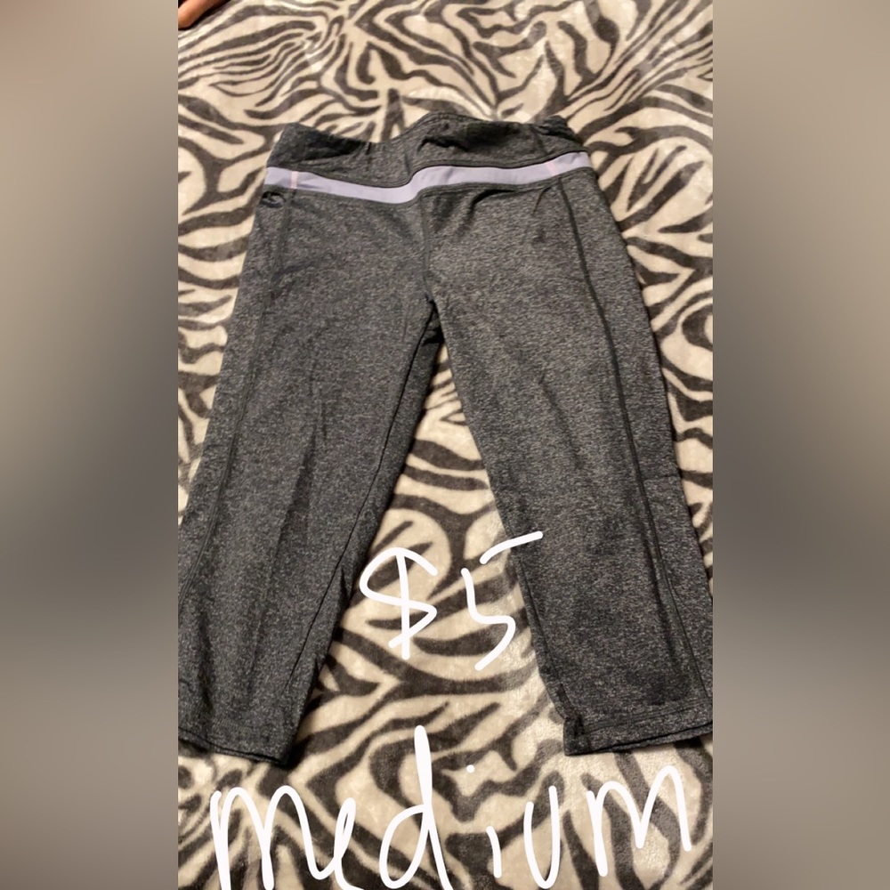 Forever 21 knee length leggings